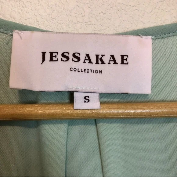 Jessakae Maxi Long Sleeve Chiffon Surplice Neck Gown in Seafoam Green Size Small - Picture 4 of 8